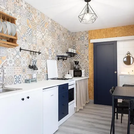 Latas Del Almendro 3 サンティアゴ・デル・テイデ